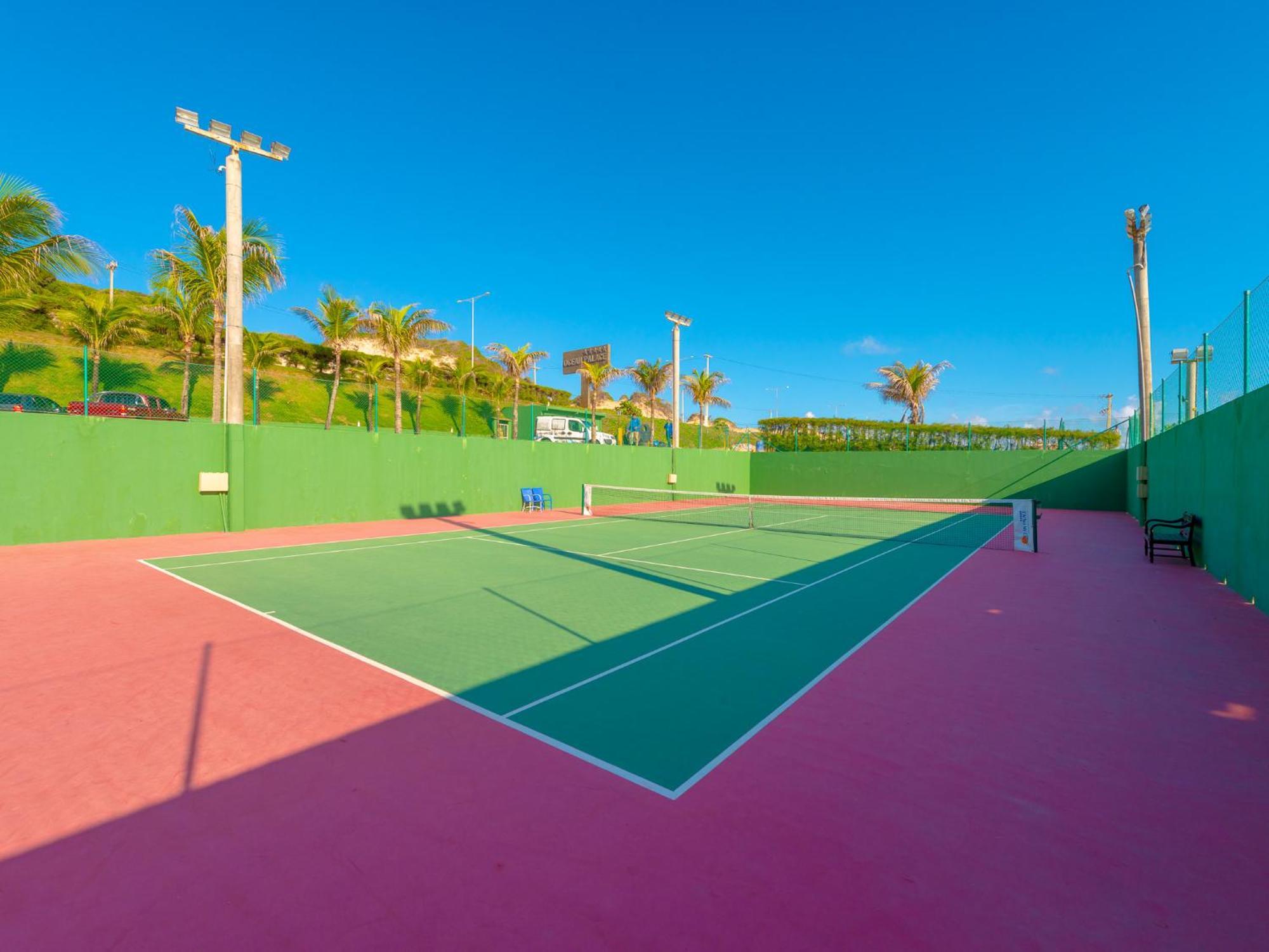 Ocean Palace All Inclusive Premium Natal Ngoại thất bức ảnh Tennis courts at the Atlantis Paradise Island
